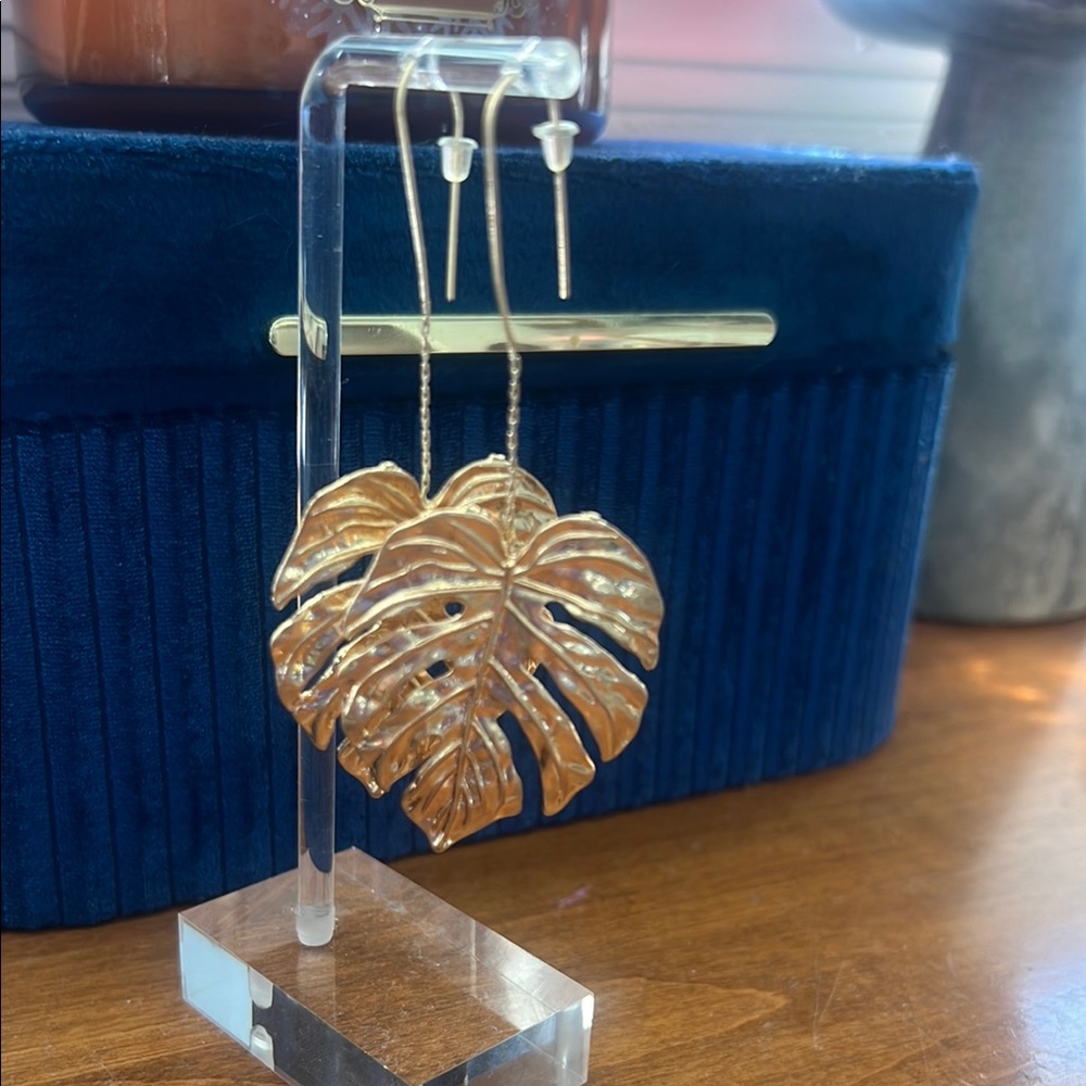Gold Leaf Earrings
